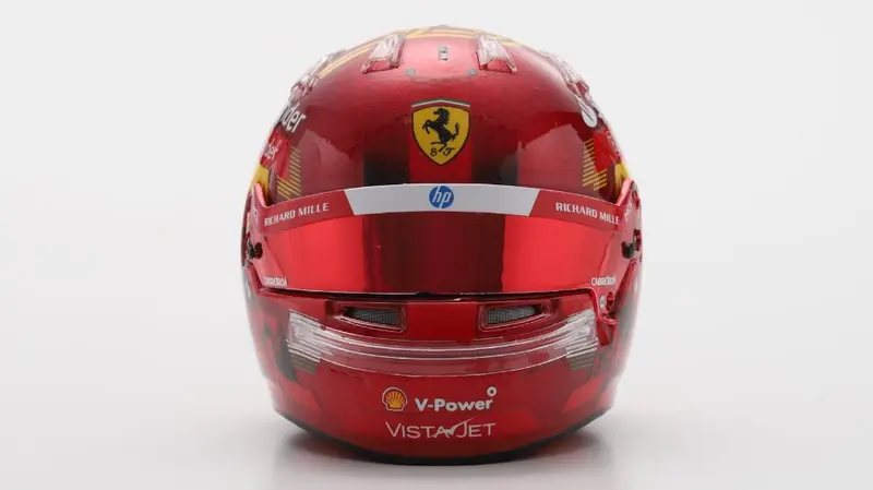 HELMET CARLOS SAINZ ABU DHABI GP 2024 1