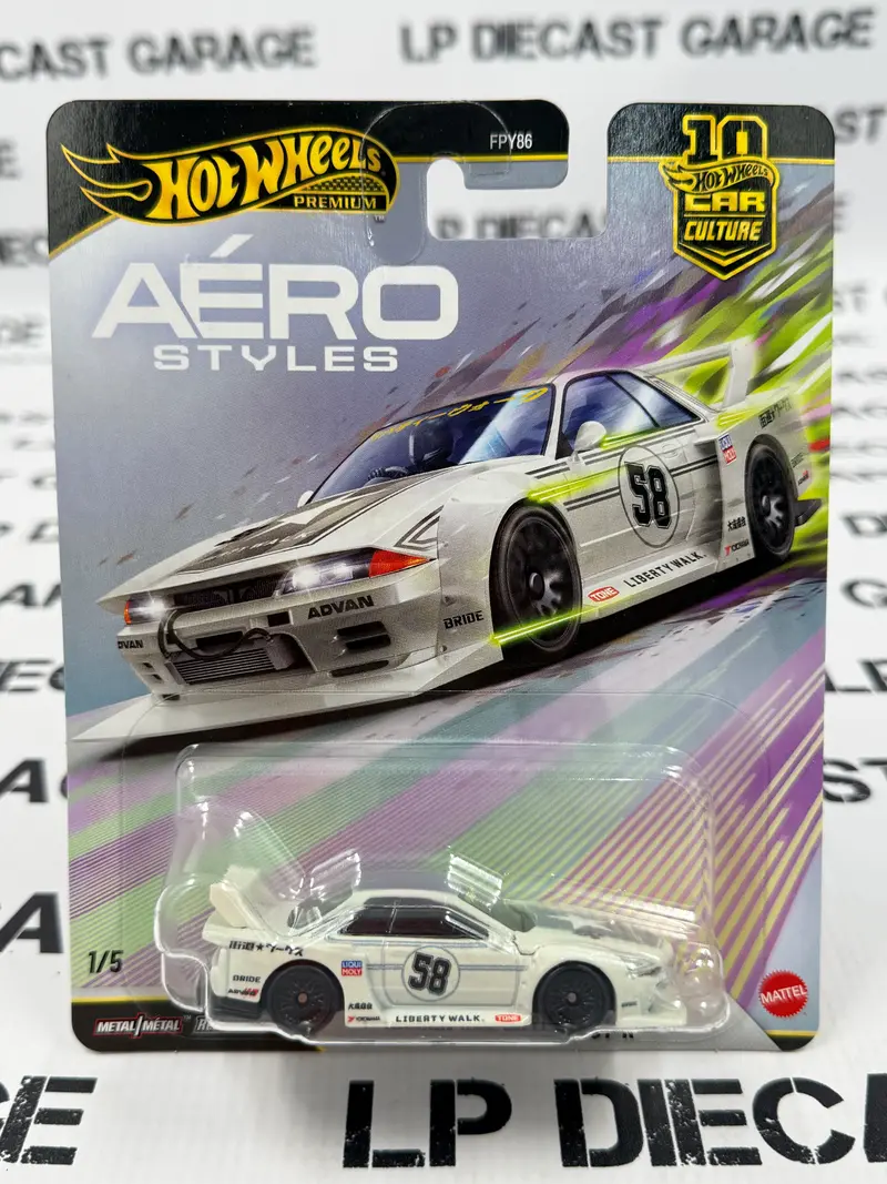 HOT WHEELS Aero Styles Nissan R32 Skyline GT-R Liberty Walk 1