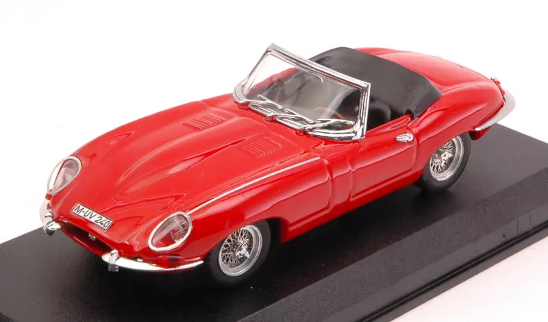 JAGUAR E TYPE SPYDER 1962 RED 1