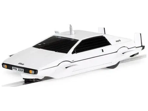 James Bond Lotus Esprit S1 The Spy Who Loved Me 'Wet Nellie' 1