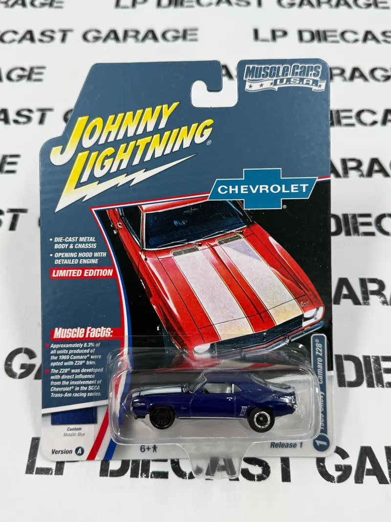 JOHNNY LIGHTNING 1969 Chevrolet Camaro Z28 Blue 1
