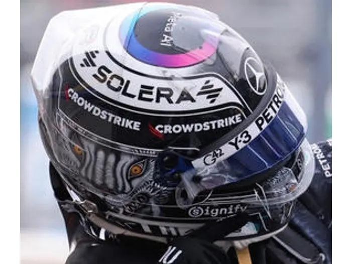 Kimi Antonelli F1 Japanese GP 2026 Helmet 1