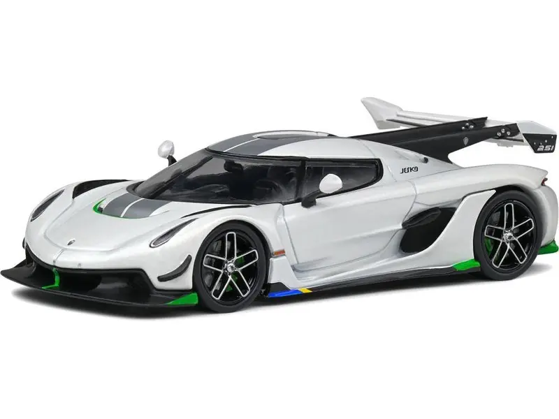 Koenigsegg Jesko 2021 White 1