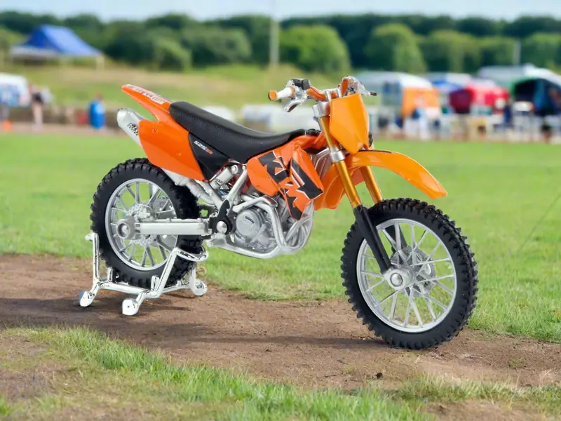 KTM 525 SX orange 1