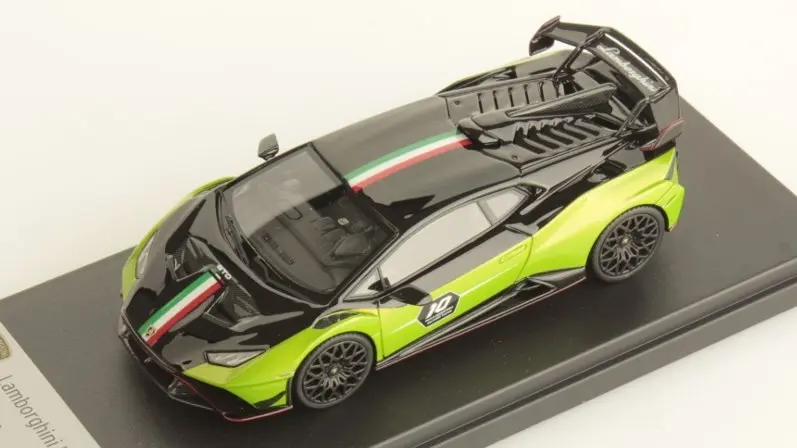 LAMBORGHINI HURACAN STO SC 10th ANNIVERSARY GREEN/BLACK 1