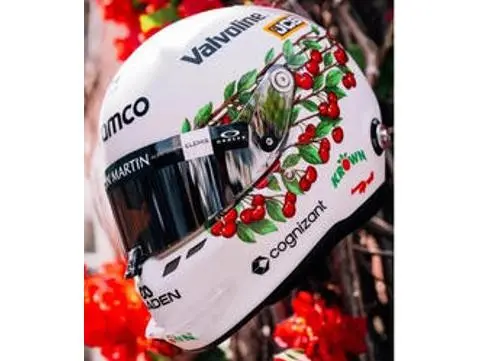 Lance Stroll F1 Canadian GP 2026 Helmet 1