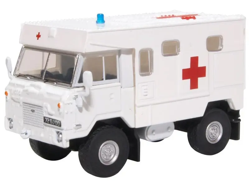Land Rover FC Ambulance 24 Field Ambulance Bosnia 1
