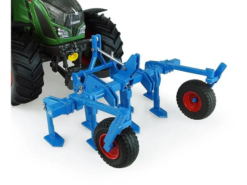 Lemken Topas 140 Pre-Cultivator 1
