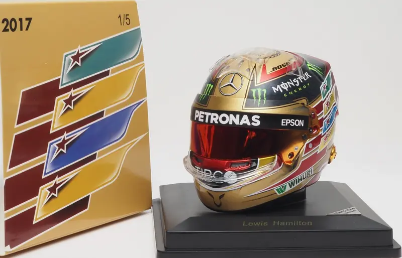 Lewis Hamilton - Helmet 1