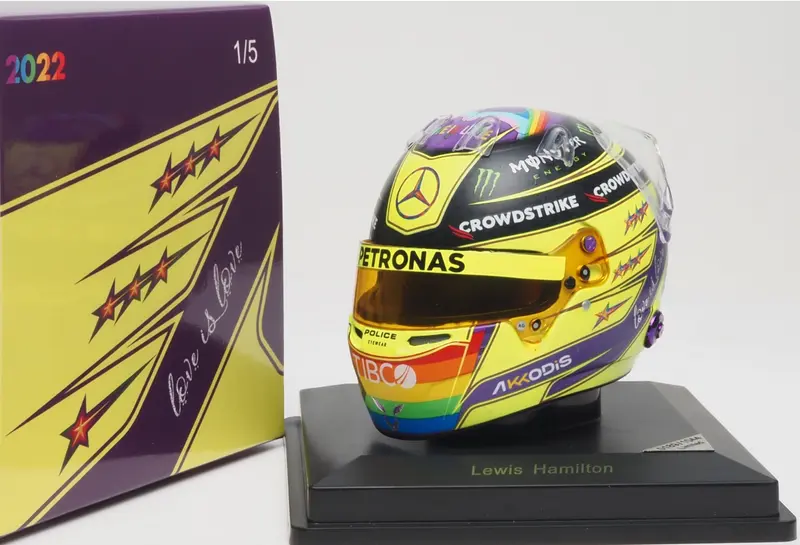 Lewis Hamilton - Helmet 1