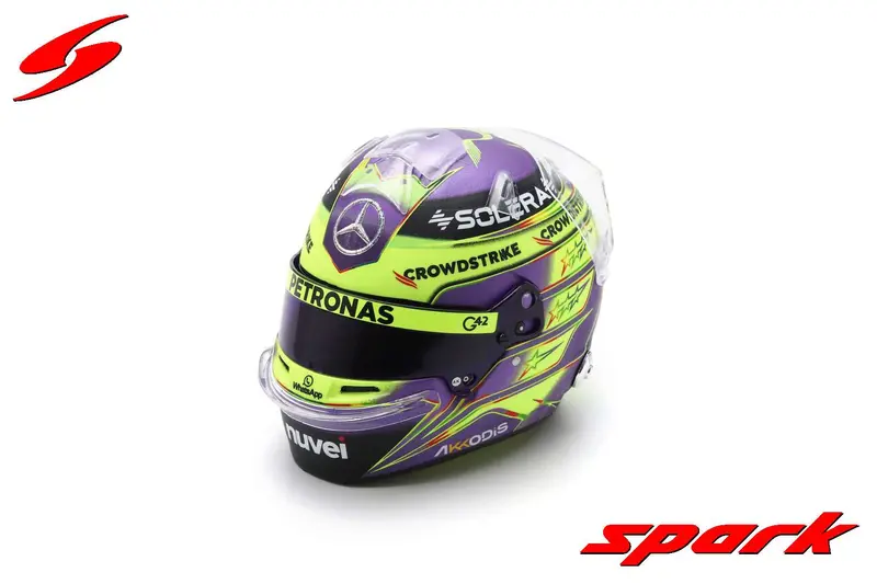 Lewis Hamilton - Helmet 1