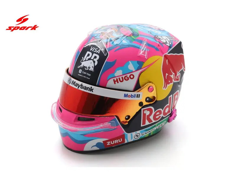 Liam Lawson F1 Singapore GP 2025 Helmet 1