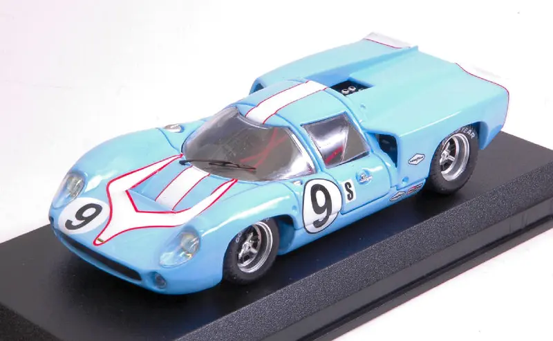 LOLA T 70 COUPE N.9 DNF 12 H SEBRING 1968 PATRICK-JORDAN 1