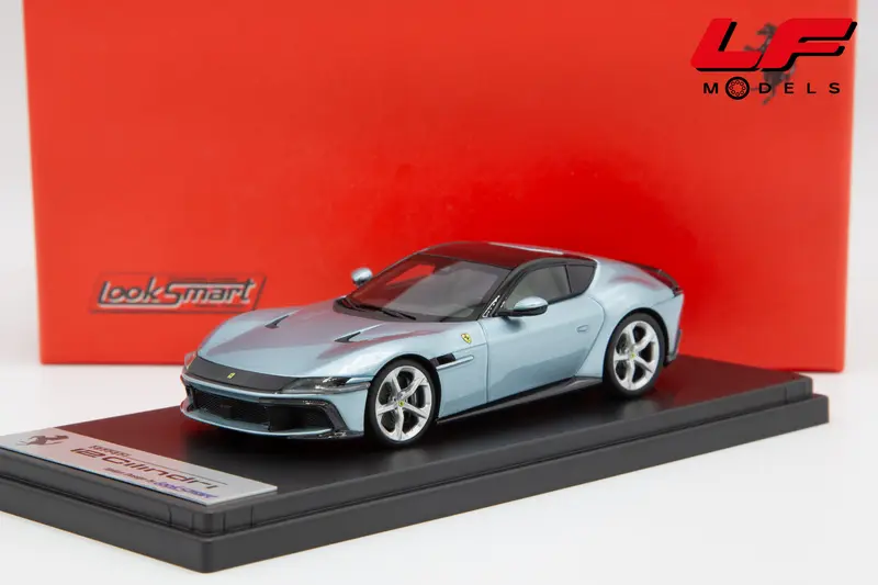 LOOKSMART FERRARI 12 CILINDRI 2024 CELESTE TREVI 1