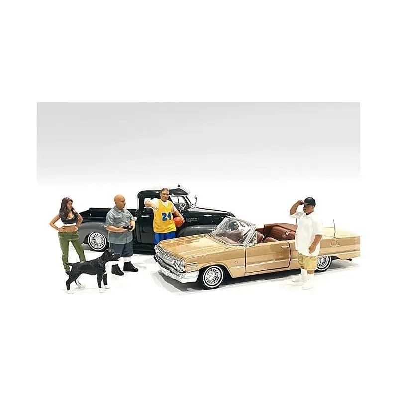Lowriderz and a Dog 5 piece Figurine Set for 1/24 Scale Models by American Diorama