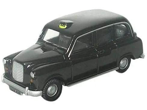 LTI FX4 Black Taxi 1