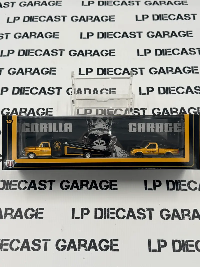 M2 Haulers 1969 Ford F-350 Ramp & 1995 Ranger Gorilla Garage 1