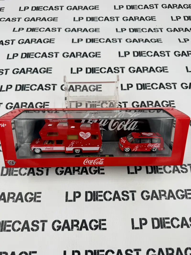 M2 Haulers 1975 Chevrolet Cheyenne Camper + GMC Safari Coca Cola 1