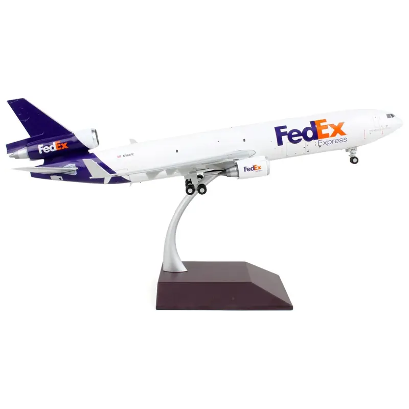 McDonnell Douglas MD-11F Commercial Aircraft "Federal Express" White with Purple Tail "Interactive Series" 1/200 Diecast Model Airplane by GeminiJets