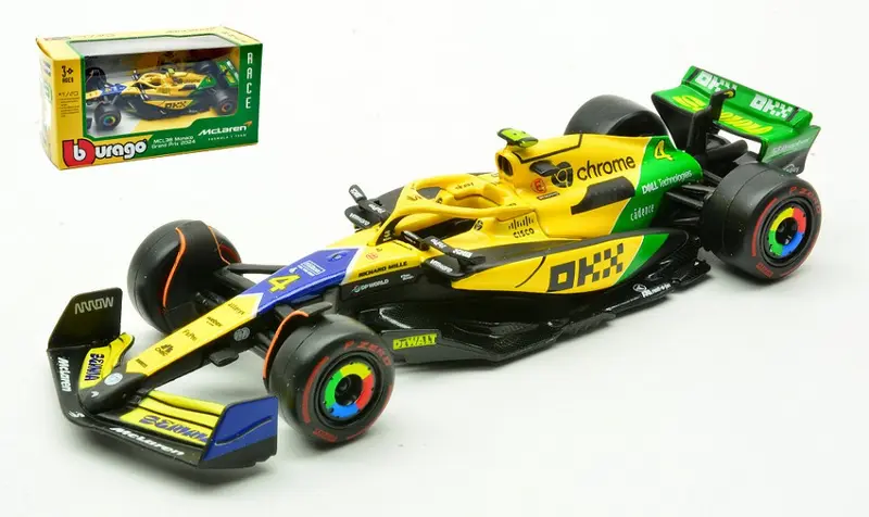 McLaren - F1 MCL 38 n°4 (2024) 1
