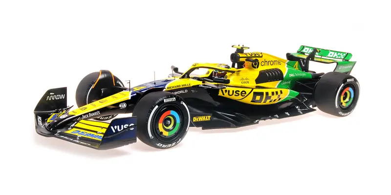 McLAREN - F1 MCL38 n°4 (2024) 1