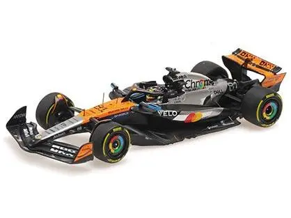 McLaren F1 Team MCL39 2nd F1 British GP 2025 Oscar Piastri 1
