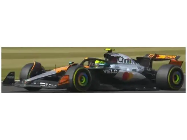 McLaren MCL39 #4 Winner F1 British GP 2025 Lando Norris w/Helmet + Case 1