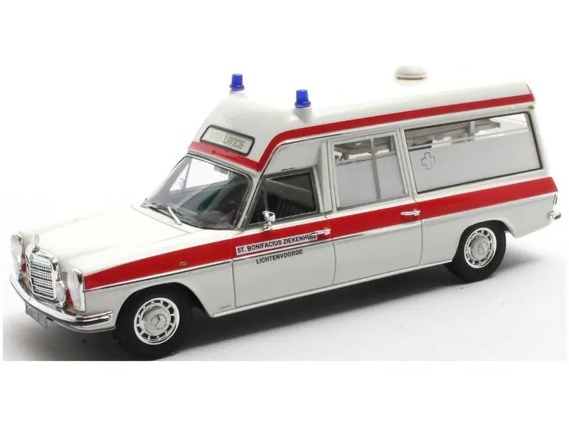 Mercedes-Benz V114 Ambulance Lichtenvoorde 1969-1973 1