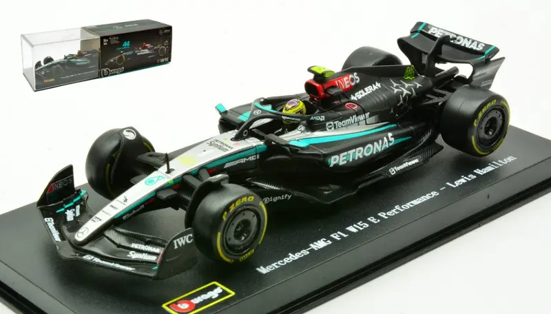 Mercedes - F1 AMG W15 n°44 (2024) 1