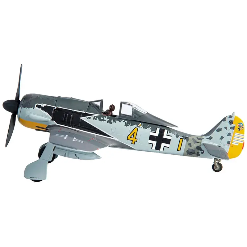 Messerschmitt FW 190A-4 Fighter Aircraft "Major Siegfried Schnell Luftwaffe JG2 France" (1943) 1/72 Diecast Model by JC Wings