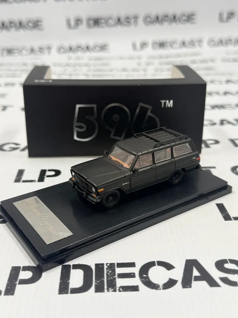 MODEL TRUCK 1985 Jeep Grand Wagoneer Matte Black 1