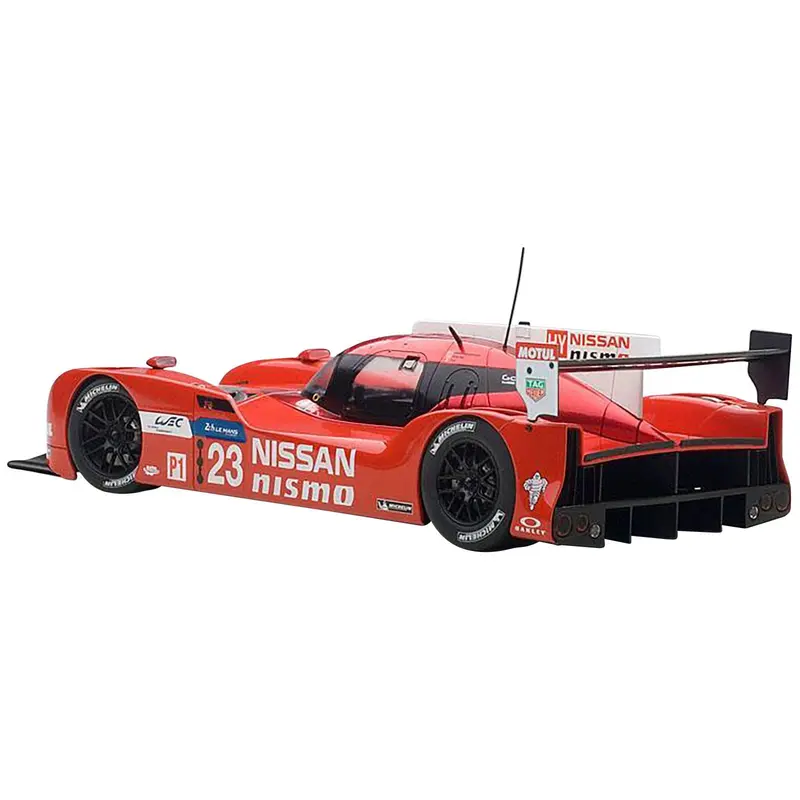 Nissan GT-R LM Nismo Le Mans 2015 O. Pla J. Mardenborough M. Chilton #23 1/18 Model Car by Autoart