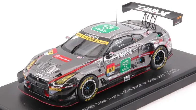 NISSAN GT-R N.10 18th SUPER GT300 2017 R.TOMITA-H.YOSHIDA 1