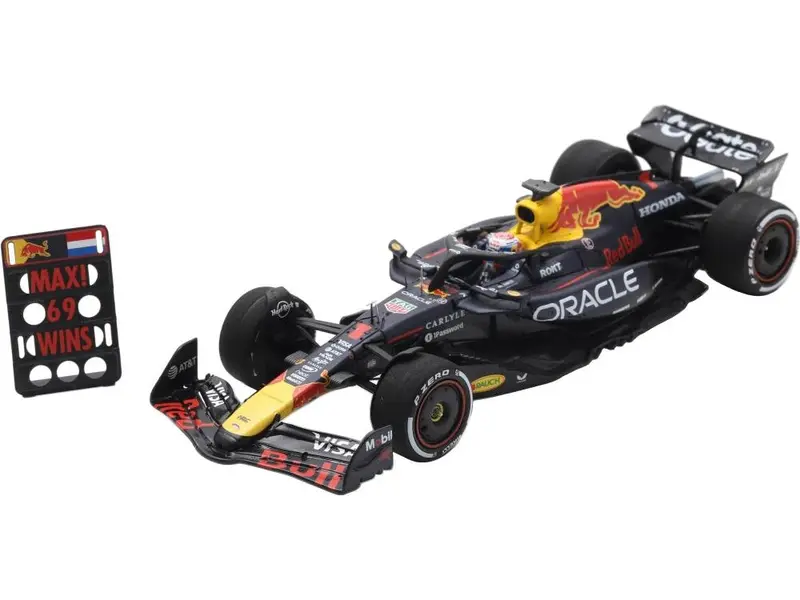 Oracle Red Bull Racing RB21 #1 Winner F1 Las Vegas GP 2025 Max Verstappen w/Pit Board 1
