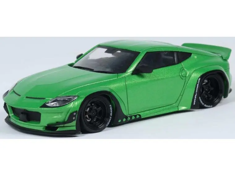 Pandem Nissan Fairlady Z Metallic Green 2022 1