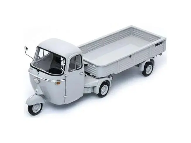 Piaggio Vespa Pentaro 1964 grey 1