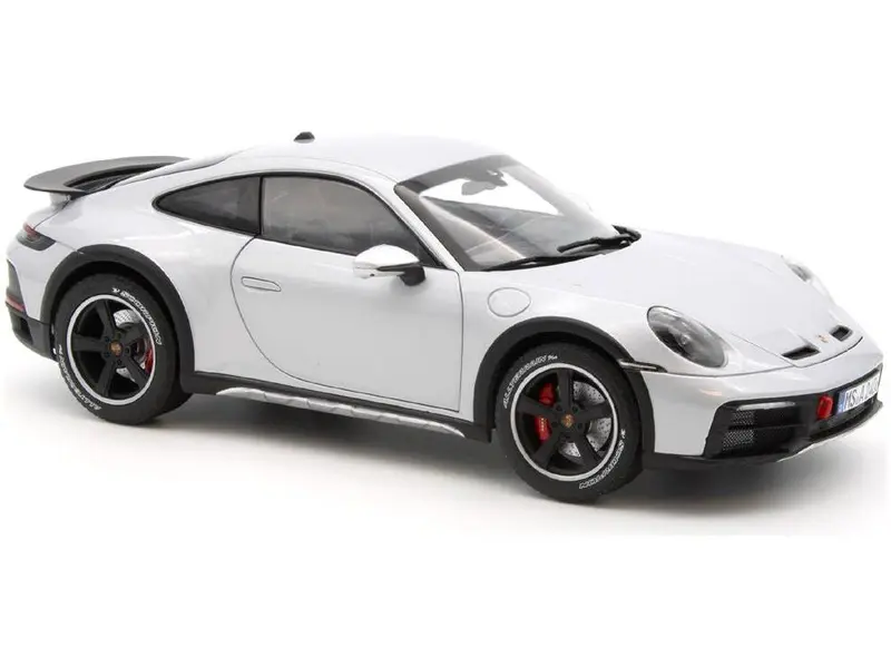 Porsche 911 Dakar Ice Grey Metallic 2023 1