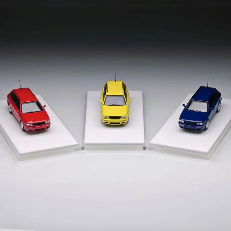 Pre order Dico Model 1/64 RS2 Avant Travel Edition Vase Diecast Model Limited Collection