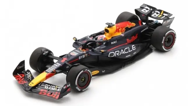 Red Bull - Oracle Racing RB20 n°1 (2024) 1