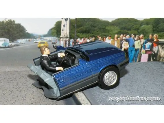 Renault 11 Half Car James Bond A View to a Kill 1