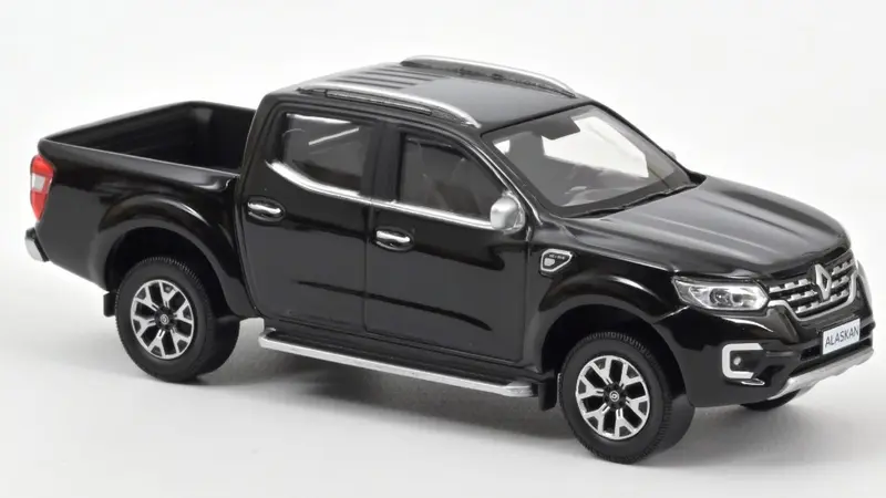 RENAULT ALASKAN 2017 BLACK 1