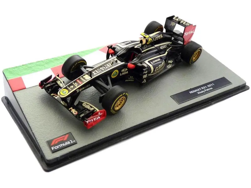 Renault R31 #10 F1 2011 Vitalji Petrov 1