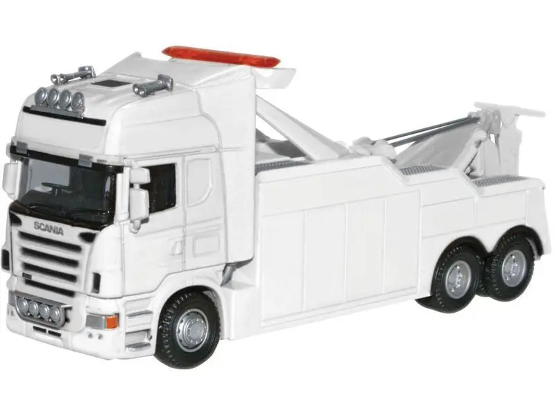 Scania Topline Recovery Truck Plain White w/light bar 1