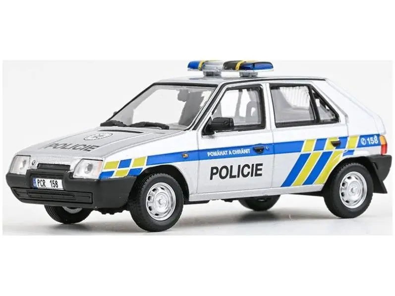 Skoda Favorit 136L 1988 Police 1