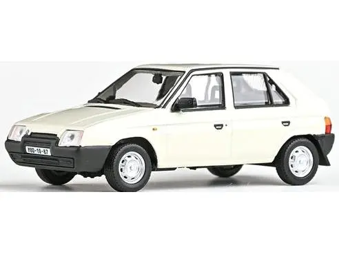 Skoda Favorit 136L 1988 Snow White 1