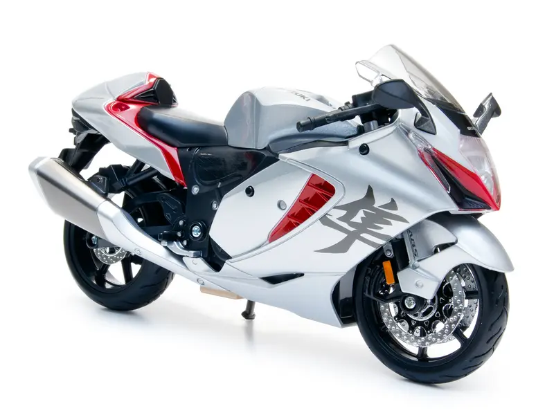 Suzuki Hayabusa 2021 silver 1