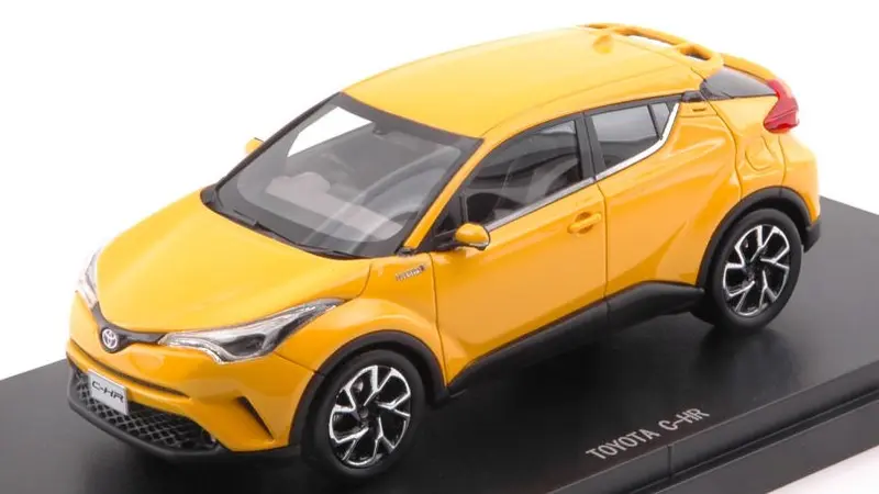 TOYOTA C-HR 2016 YELLOW 1