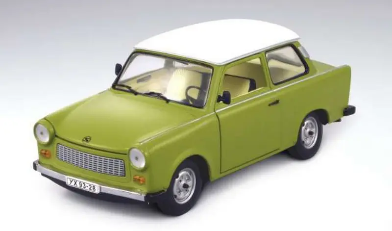 TRABANT 601 GREEN W/WHITE ROOF 1