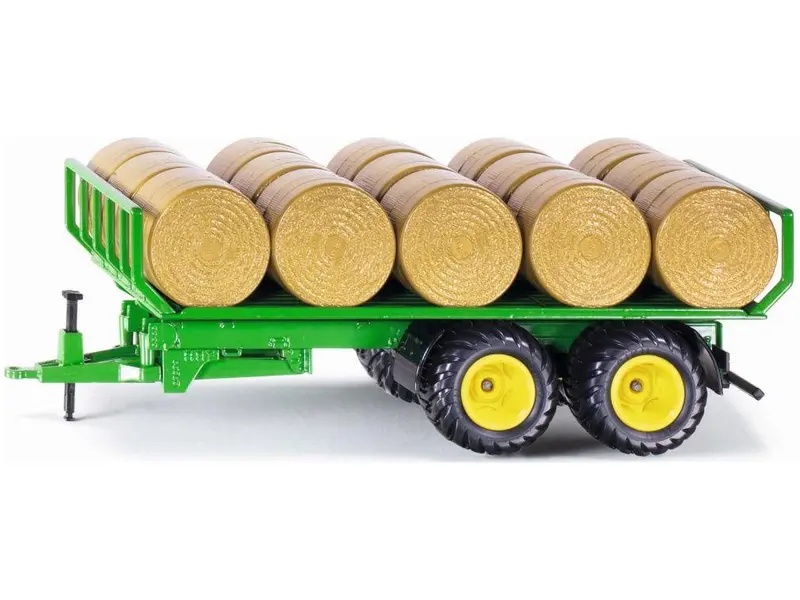 Trailer w/Round Bales 1