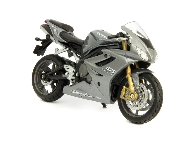 Triumph Daytona 675 grey 1